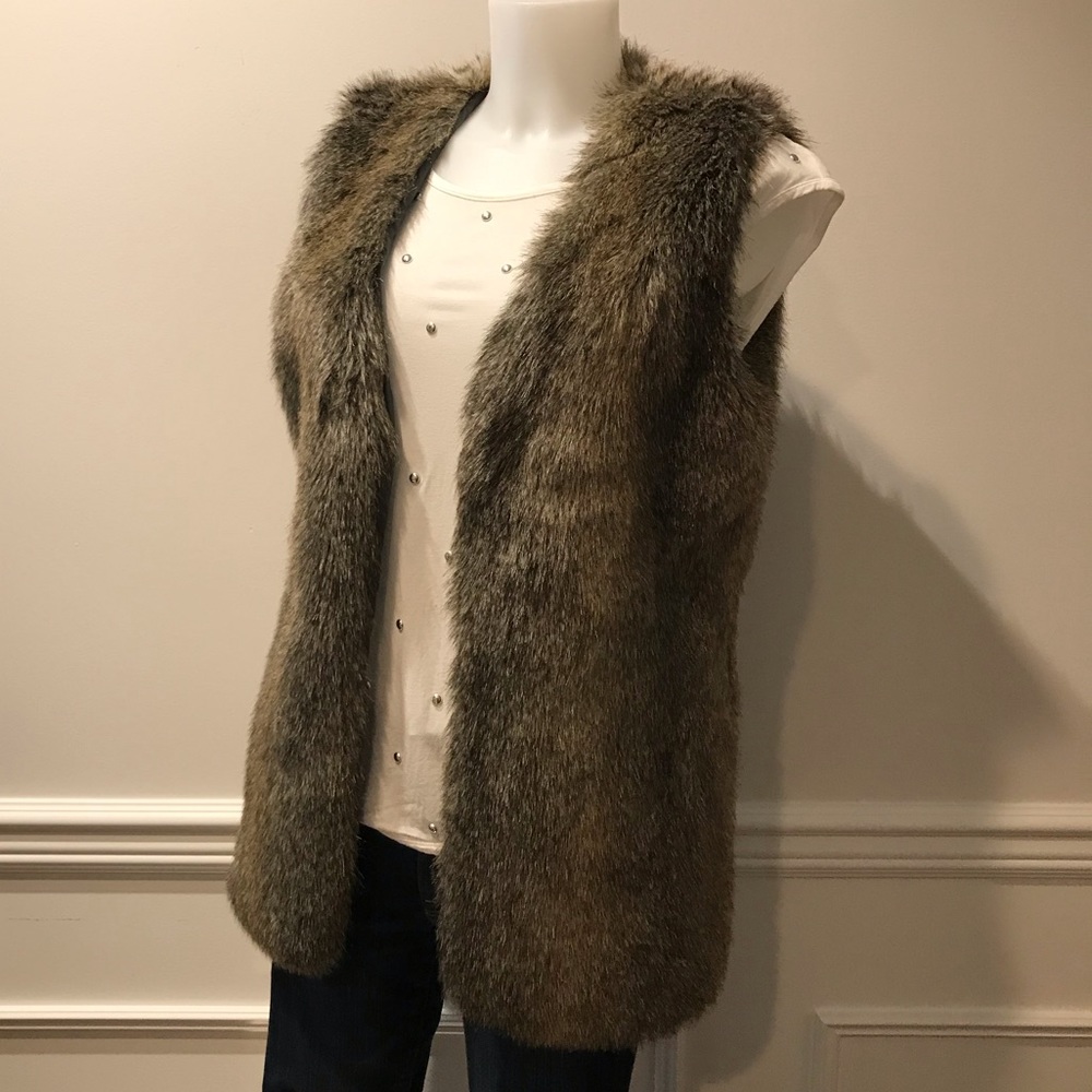 Italian Please Enjoy All Seasons Faux Fur Vest